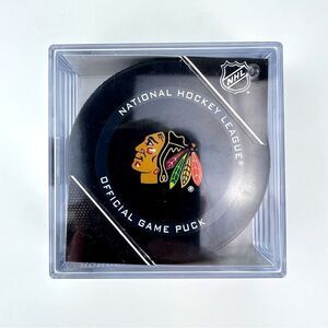 NHL Game Puck Chicago Blackhawks National Hockey  case cube